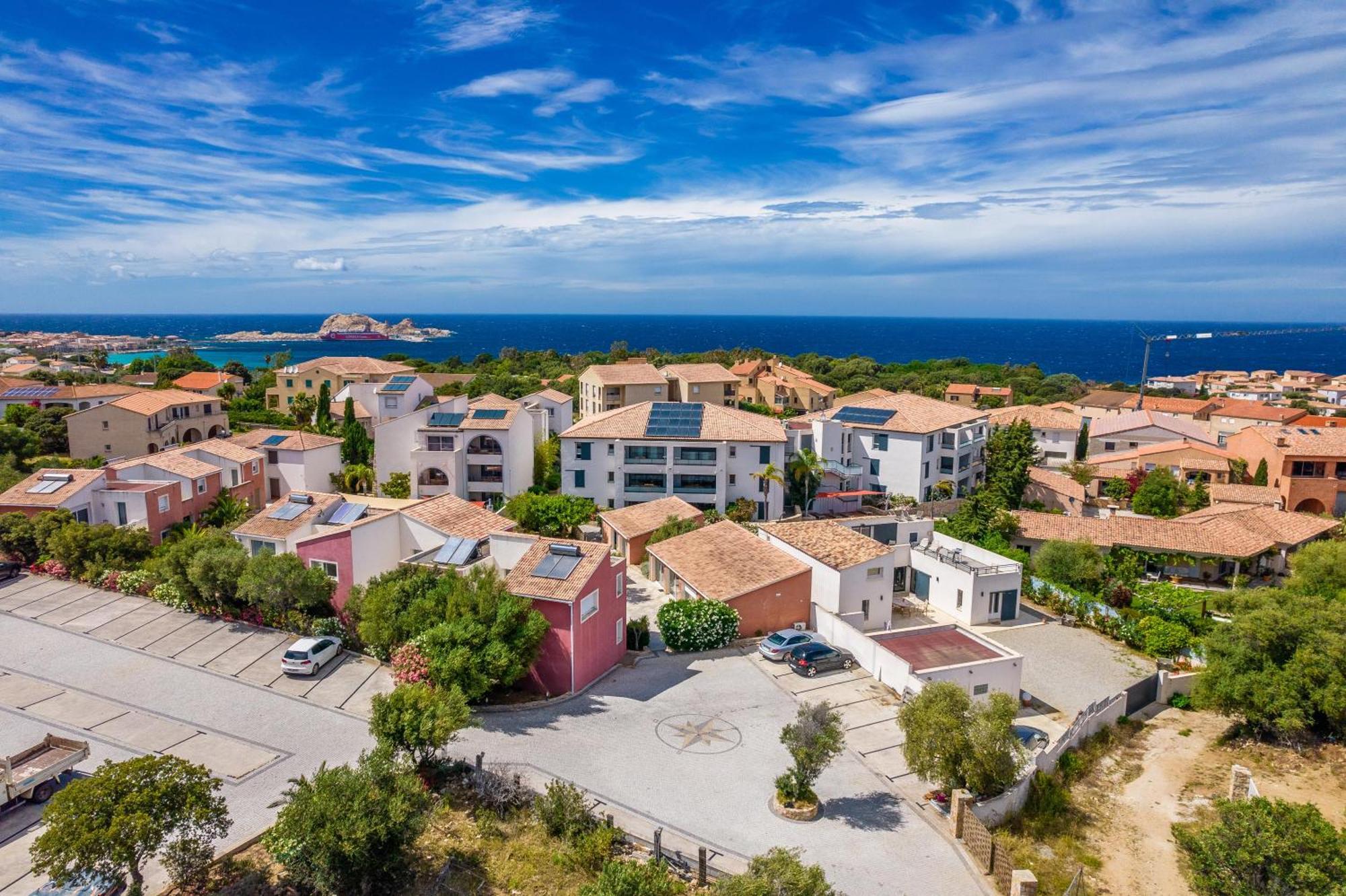 Les Alizes Residence & Spa Л'Иль-Рус Экстерьер фото